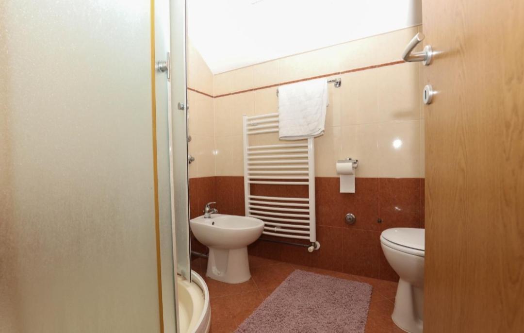 Rooms Odmaraliste Jablan سينج المظهر الخارجي الصورة