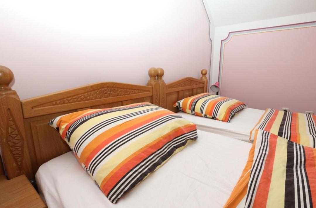 Rooms Odmaraliste Jablan سينج المظهر الخارجي الصورة