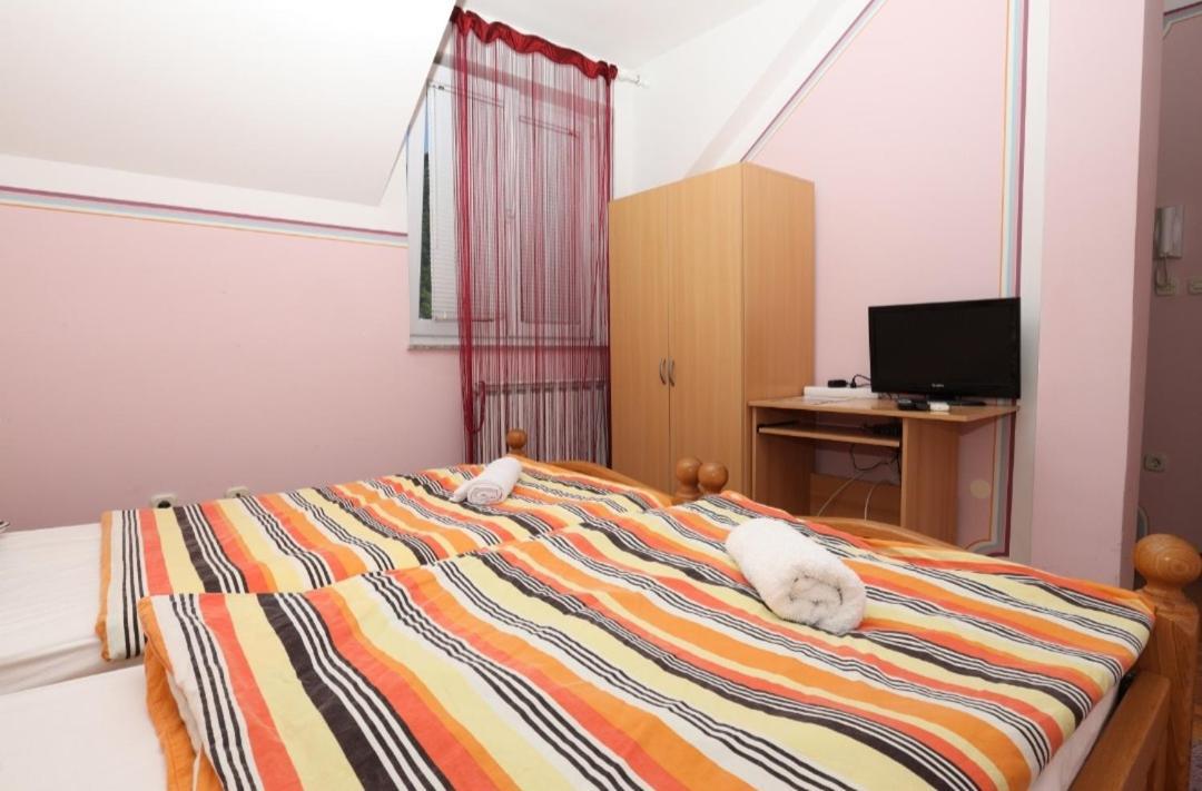 Rooms Odmaraliste Jablan سينج المظهر الخارجي الصورة