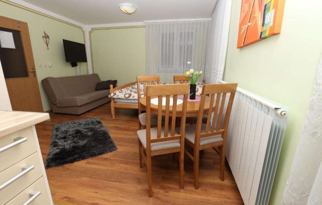 Rooms Odmaraliste Jablan سينج المظهر الخارجي الصورة